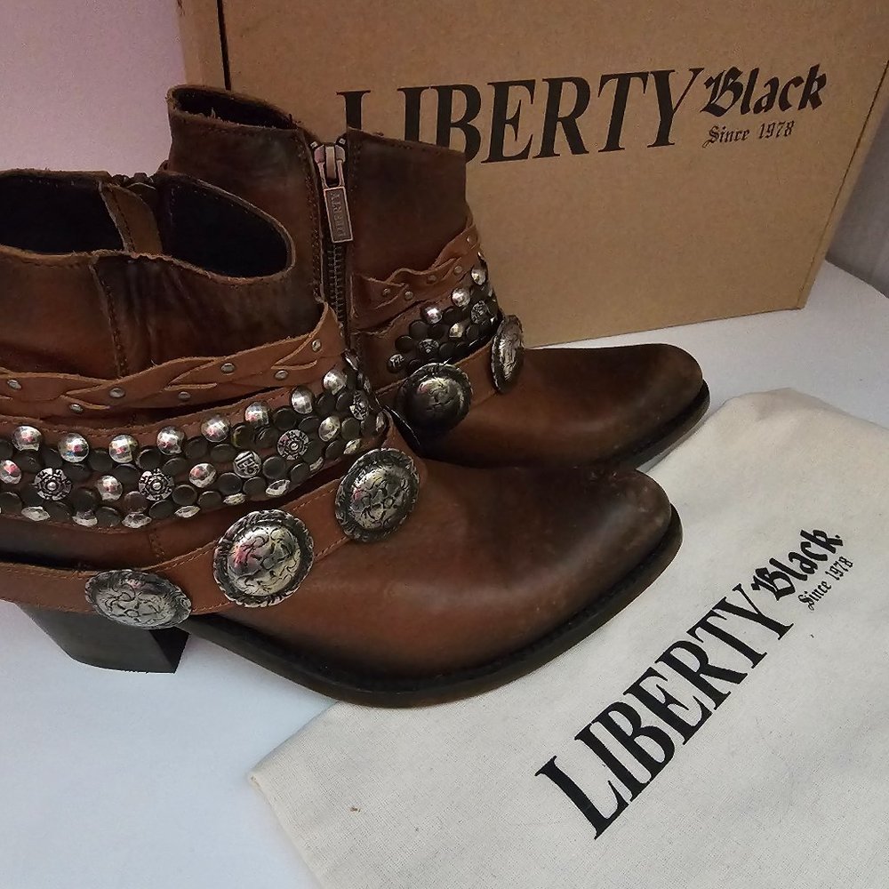 Liberty Black western boots NIB 9, 40